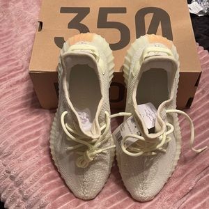 Yeezy Boost 350, size 9